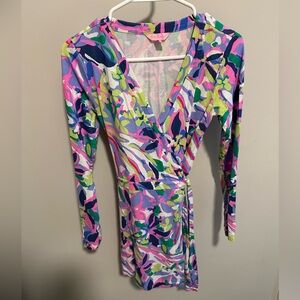 Lilly Pulitzer Tiki Wrap Romper in “Havin A Blast” Print